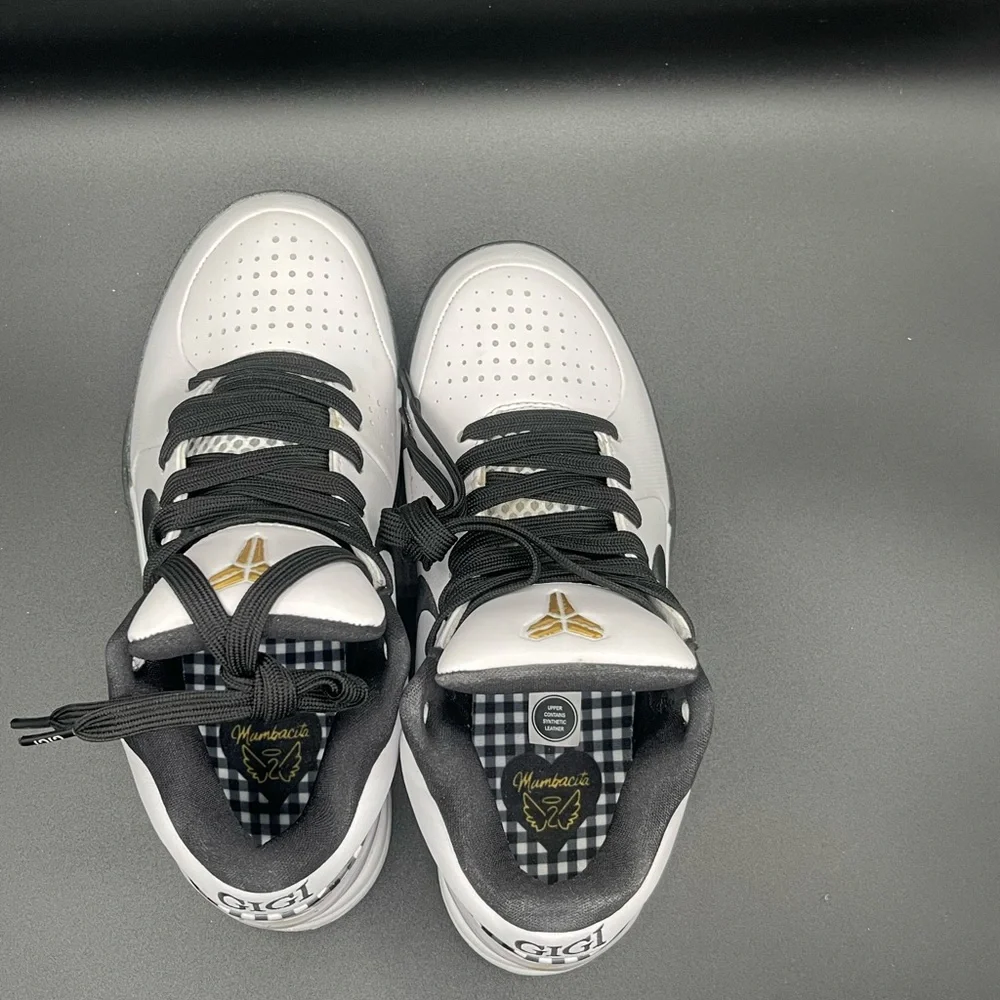 Nike Kids Kobe 4 Protro White and Black Athletic Shoes OBO - Picture 4 of 4